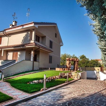 ברוגריו B&B Villa Aurora מראה חיצוני תמונה