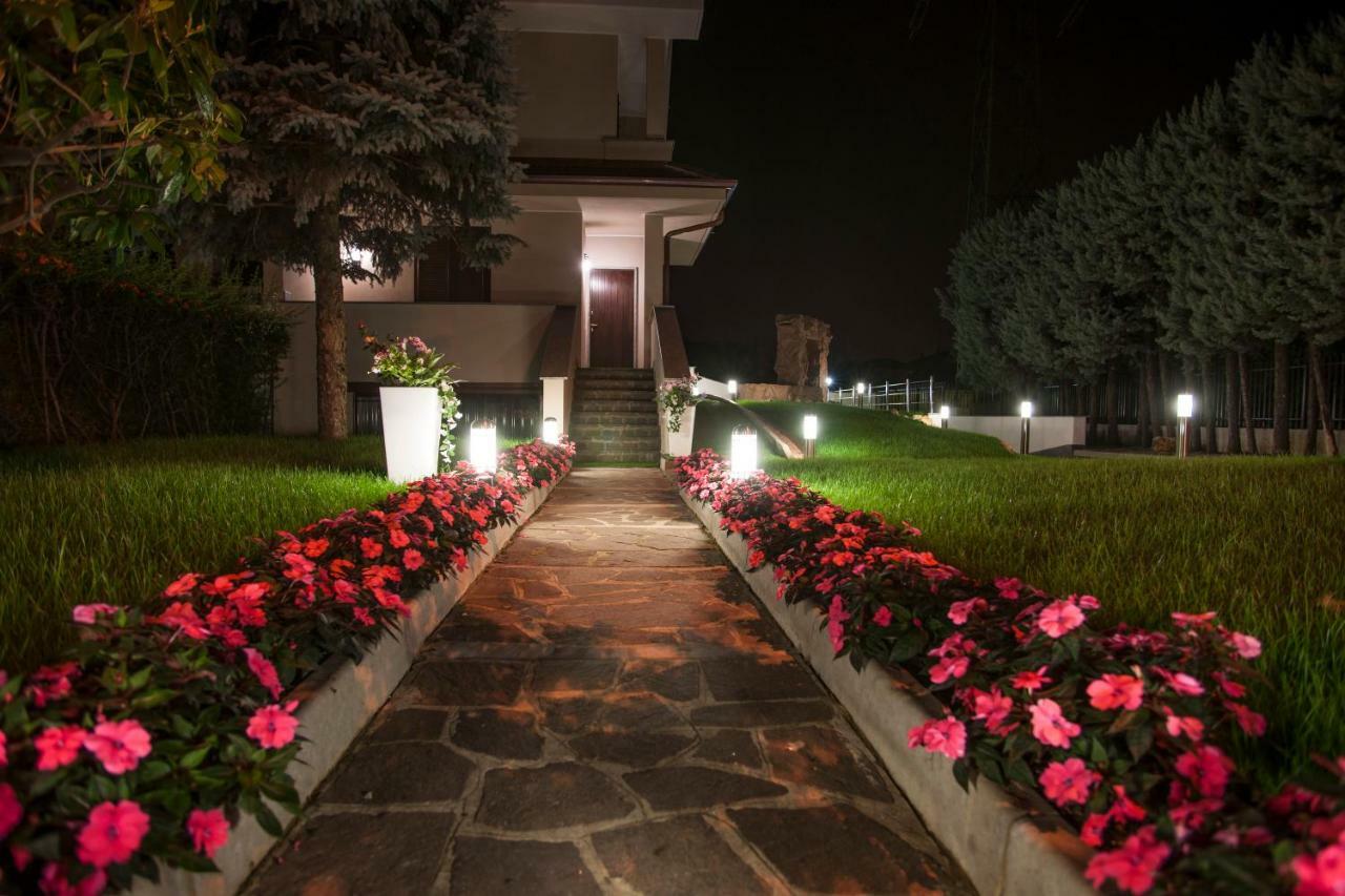 ברוגריו B&B Villa Aurora מראה חיצוני תמונה