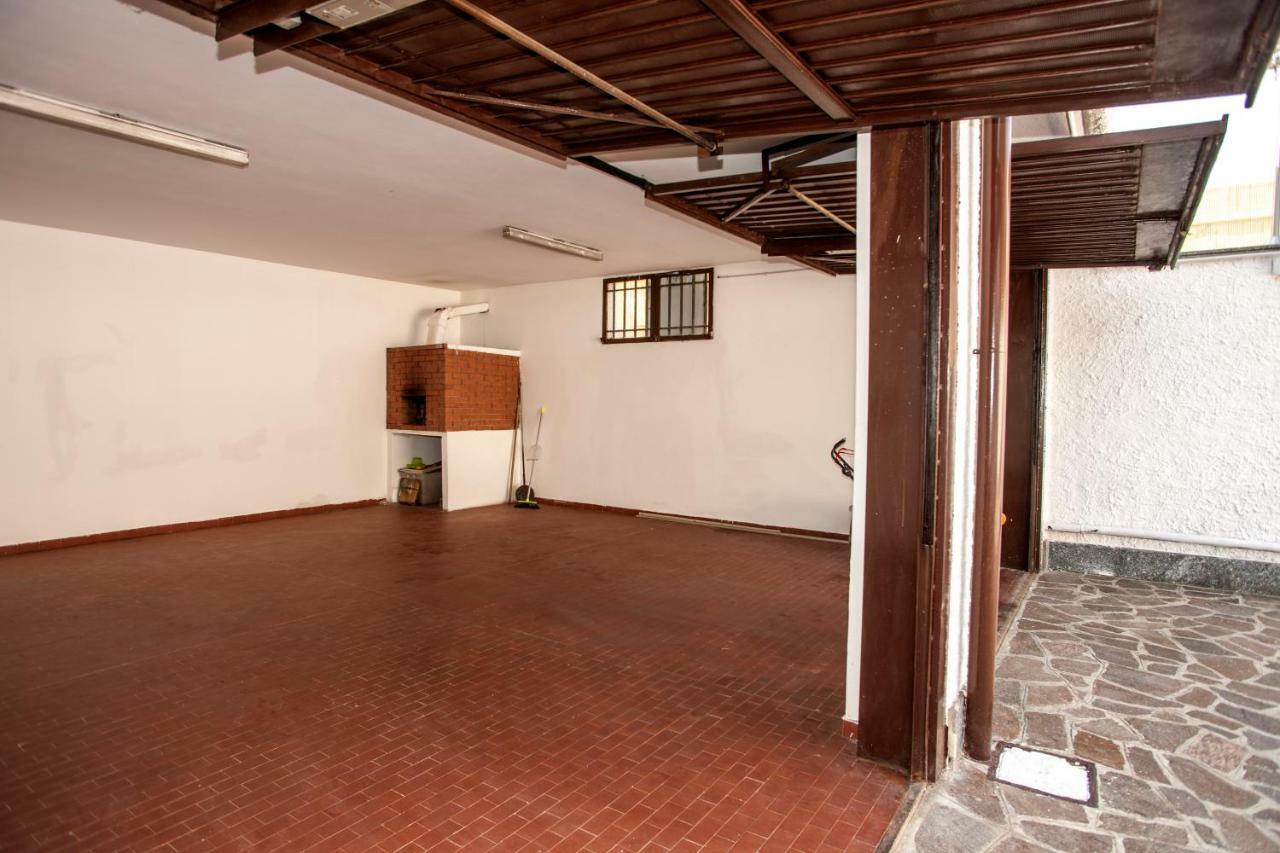 ברוגריו B&B Villa Aurora מראה חיצוני תמונה