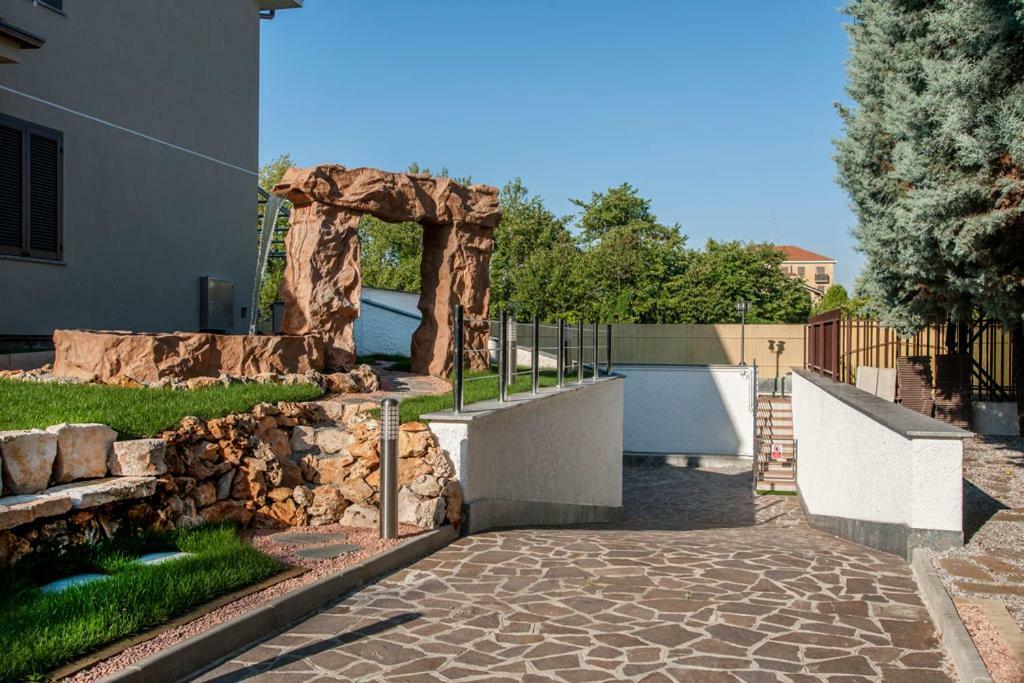 ברוגריו B&B Villa Aurora מראה חיצוני תמונה